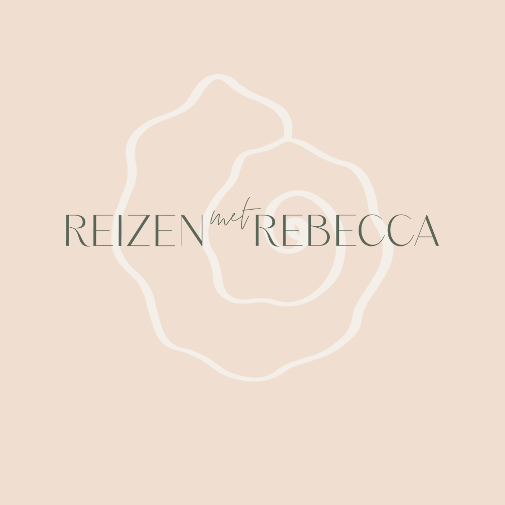 logo: reizenmetrebecca.nl
